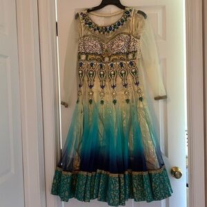 Selling this colorful  Pakistani/Indian dress.